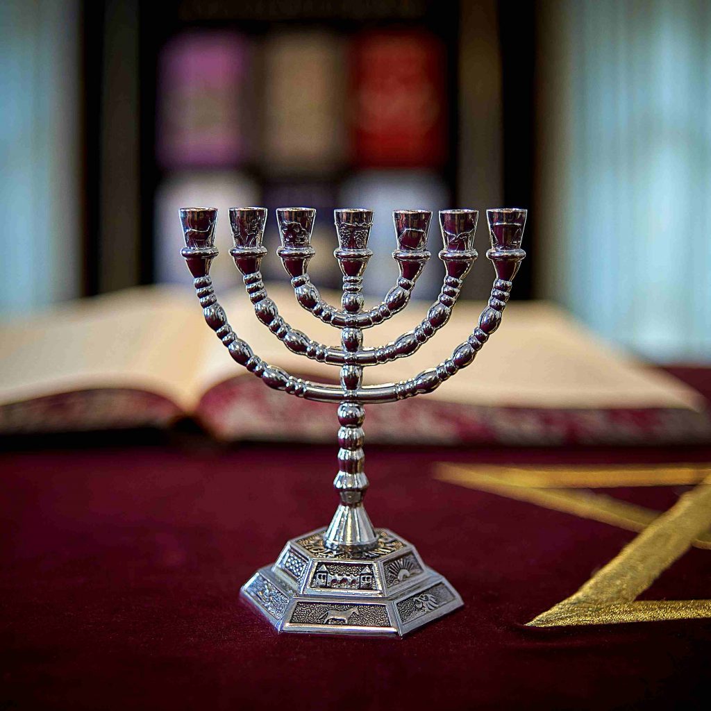 12 Stämme Israels Menora – Goldene Tempel-Leuchter-Dekoration, 5 Zoll (ca. 12,7 Cm)